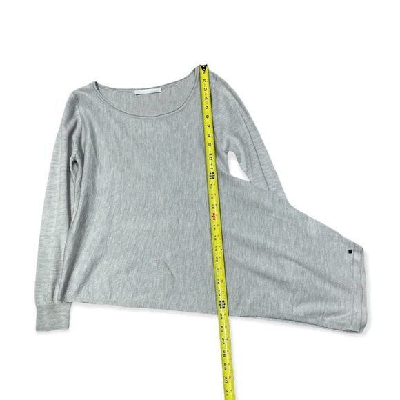 One grey day size Small - Picture 6 of 9